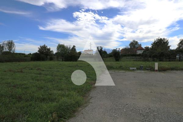Terrain 929 m2