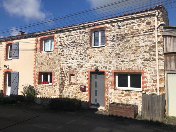 Maison Vallet 5 pièce(s) 80 m2