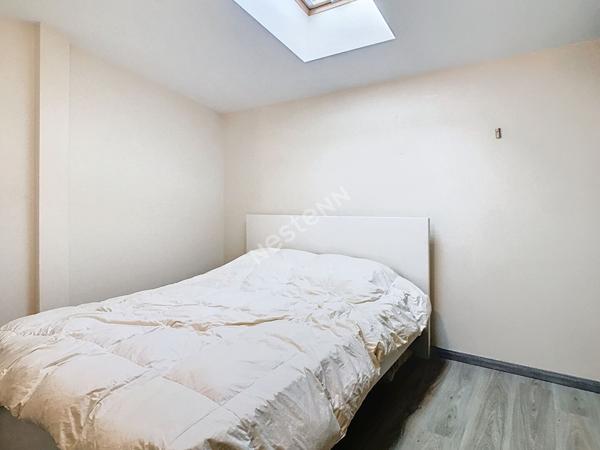 Maison Vallet 5 pièce(s) 80 m2