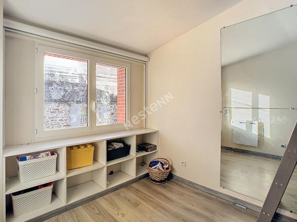 Maison Vallet 5 pièce(s) 80 m2