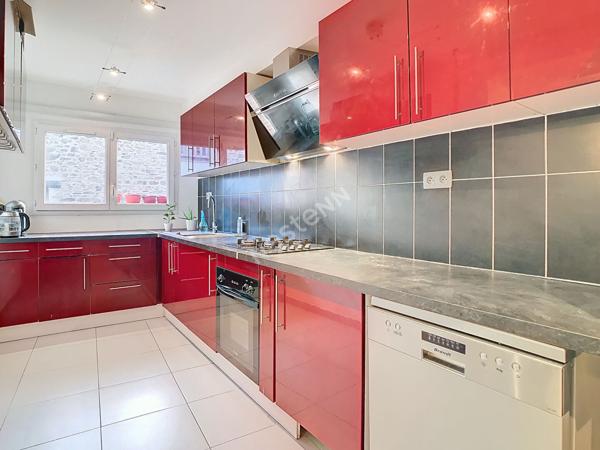 Maison Vallet 5 pièce(s) 80 m2