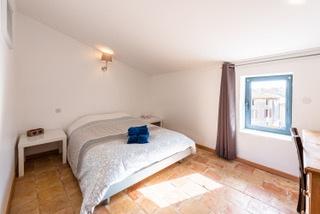 LA PALME – MAISON DE VILLAGE RÉNOVÉE + CHAMBRE D’HÔTES CLÉ EN MAIN – 192 M² – GARAGE – JARDIN – 542 000 €