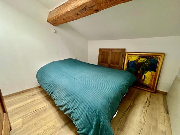 LA PALME – MAISON DE VILLAGE RÉNOVÉE + CHAMBRE D’HÔTES CLÉ EN MAIN – 192 M² – GARAGE – JARDIN – 542 000 €