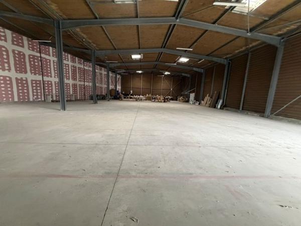 ENTREPOTS A LOUER GOUESNOU KERGARADEC