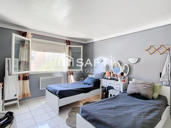 Appartement T4, garageet jardinet