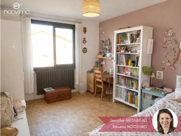 Maison 3 chambres + bureau avec garage double au cœur du bourg !