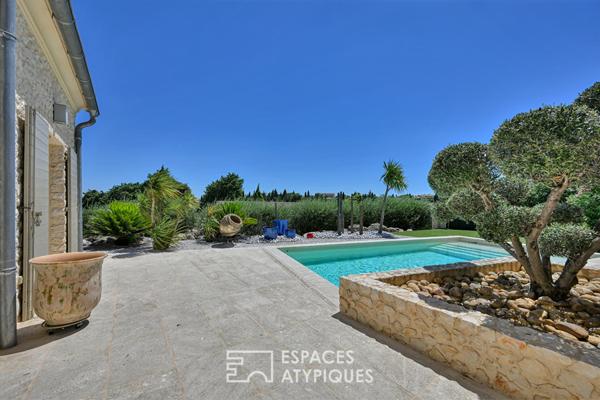 Elégante maison avec piscine et vue dégagée à deux pas du centre historique