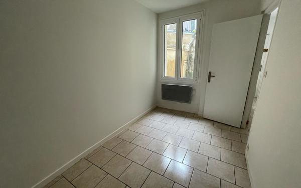 Appartement à vendre    1 pièce • 21,37 m2 Pontoise