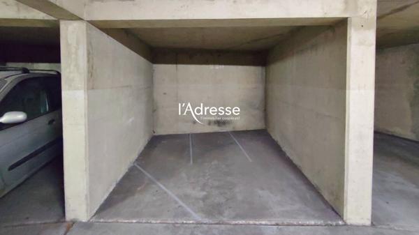 3 Emplacements de Parking - Métro Balard (Paris 15e)