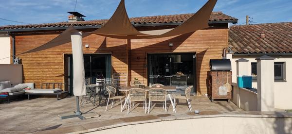 Magnifique ferme rénovée à proximité de Montauban Albefeuille lagarde