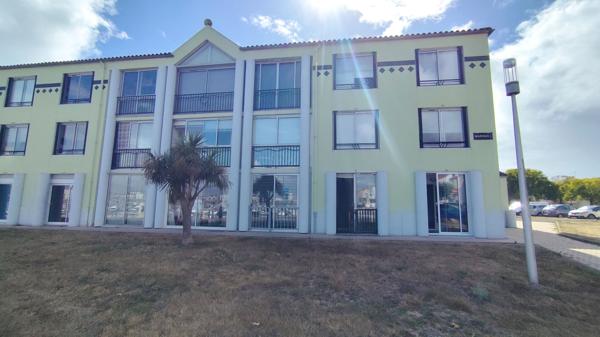 Appartement (T1 bis) face au port de plaisance des Sables d'Olonne