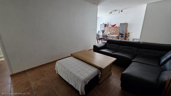 Maison mitoyenne 1 côté à vendre, 4 pièces - Léognan 33850
