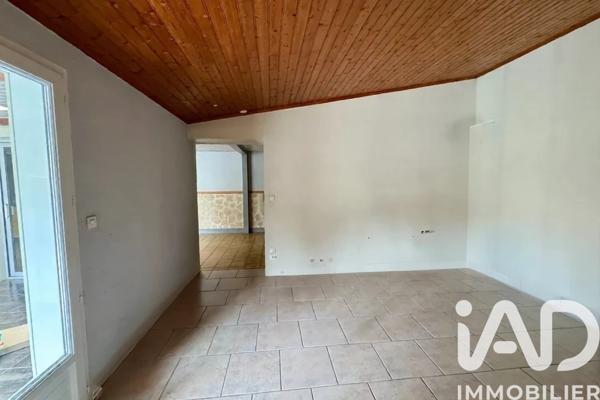 Maison à vendre 5 pièces 102 m² Châteauneuf-sur-Charente
