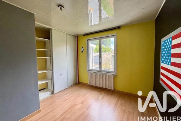 Maison à vendre 5 pièces 102 m² Châteauneuf-sur-Charente