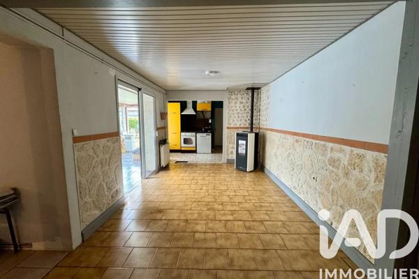 Maison à vendre 5 pièces 102 m² Châteauneuf-sur-Charente