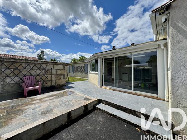 Maison à vendre 5 pièces 102 m² Châteauneuf-sur-Charente