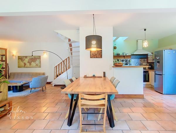 Maison en centre-ville avec jardin