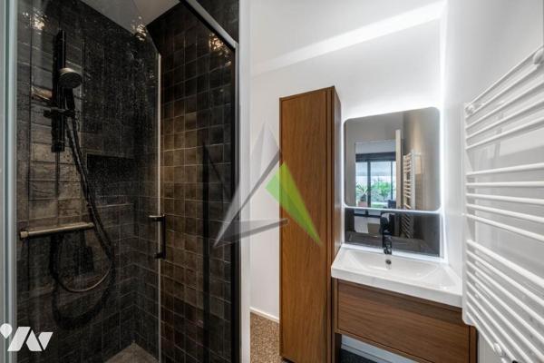 Malakoff- Fosses Rouges - Maison de ville contemporaine de 2022 (10 pièces), terrasses, jardin.