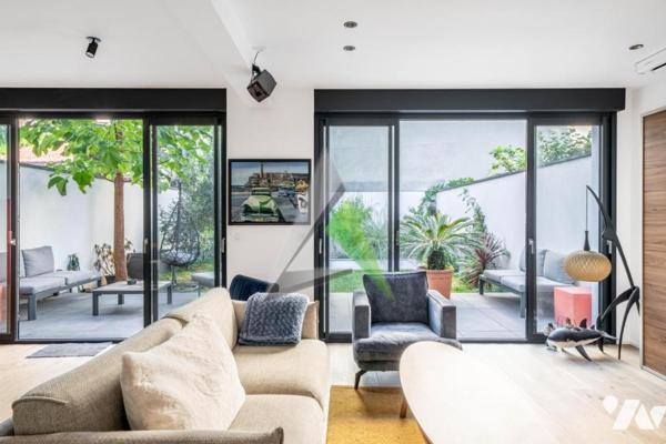 Malakoff- Fosses Rouges - Maison de ville contemporaine de 2022 (10 pièces), terrasses, jardin.