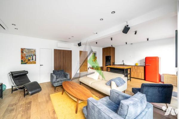 Malakoff- Fosses Rouges - Maison de ville contemporaine de 2022 (10 pièces), terrasses, jardin.