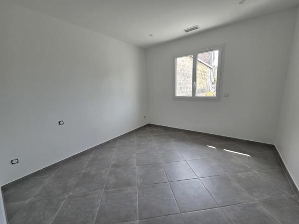 Maison à vendre |  Saint-Médard-de-Guizières |  4 pièces | 115 m²