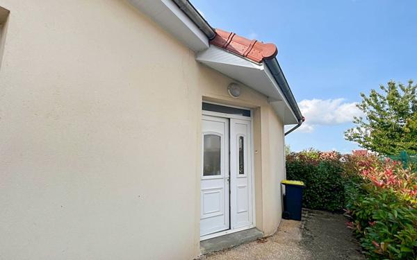 Appartement à louer    2 pièces •  Mézières-sur-Seine