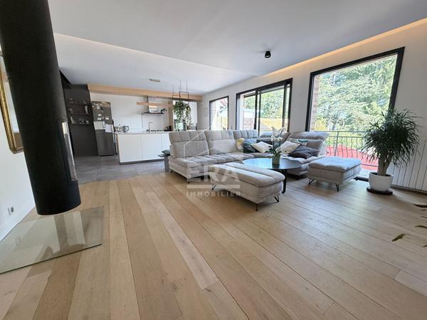 Maison d'Exception à Vendre à Créteil - Grand Standing, 6 Pièces, 167 m²