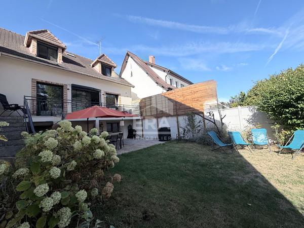 Maison d'Exception à Vendre à Créteil - Grand Standing, 6 Pièces, 167 m²
