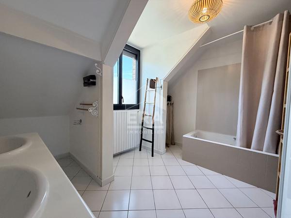 Maison d'Exception à Vendre à Créteil - Grand Standing, 6 Pièces, 167 m²