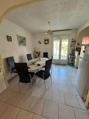 Maison proche centre, transports et commerces
