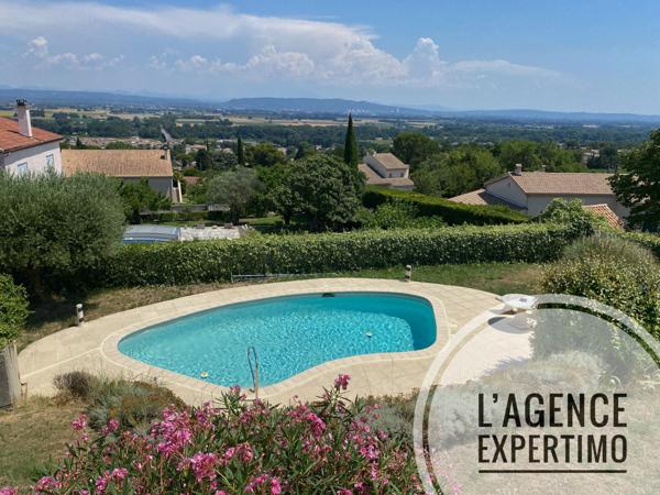 Bourg-Saint-Andéol (07700) Superbe maison de 180 m2 avec piscine et très belle vue