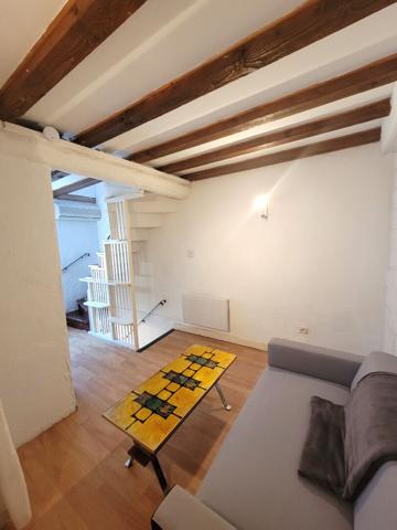 Maison de village - vendue louée - Saint Cyprien
