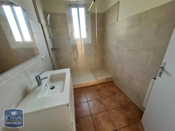 Appartement à louer 3 pièces 74.69m² Perpignan (66000)