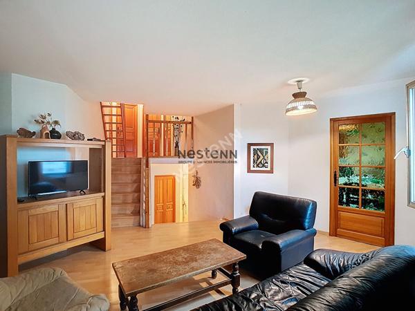 A VENDRE - Arlequin -Grenoble -Appartement de type T5 sans vis à vis avec d'importantes possibilité d'aménagement..