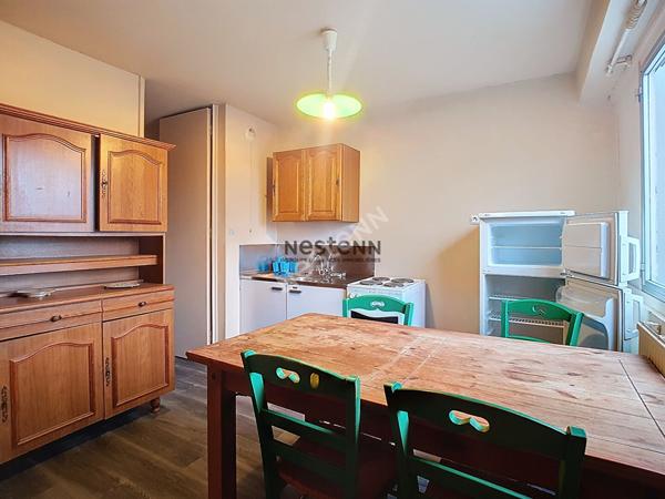 A VENDRE - Arlequin -Grenoble -Appartement de type T5 sans vis à vis avec d'importantes possibilité d'aménagement..