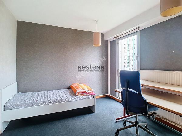 A VENDRE - Arlequin -Grenoble -Appartement de type T5 sans vis à vis avec d'importantes possibilité d'aménagement..