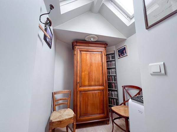 Appartement Angers/Ralliement Hyper Centre de 7 pièces de 211m², 4 Chambres, cave.