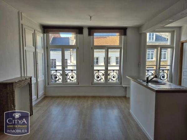 Appartement à louer 2 pièces 47.55m² Saint-Omer (62500)
