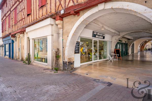 Local Commercial à Vendre à Villeneuve sur lot.