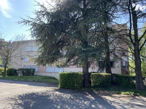 BUREAUX EN ZONE FRANCHE