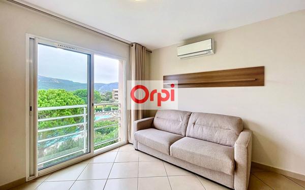 Appartement à vendre    3 pièces • 63 m2 Porto-Vecchio