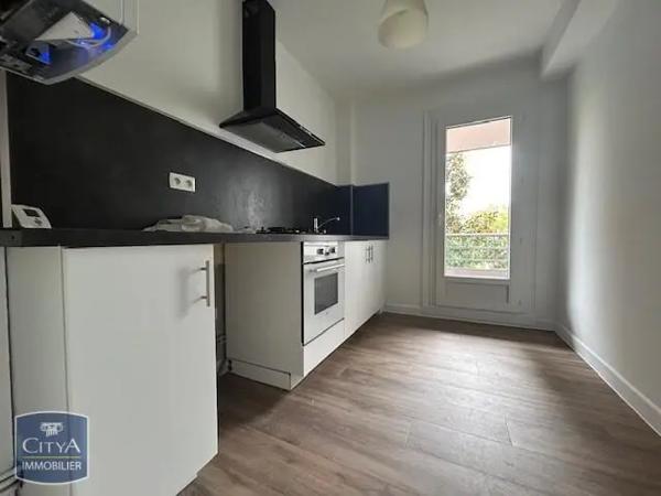 Appartement à louer 2 pièces 48.74m² Brive-la-Gaillarde (19100)