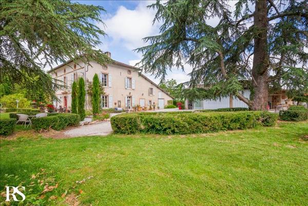 Maison 645 000 € Lisle-sur-Tarn 11 p 291 m² DPE D