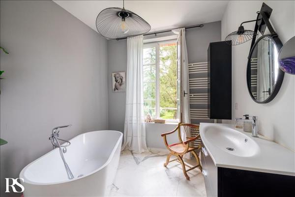 Maison 645 000 € Lisle-sur-Tarn 11 p 291 m² DPE D
