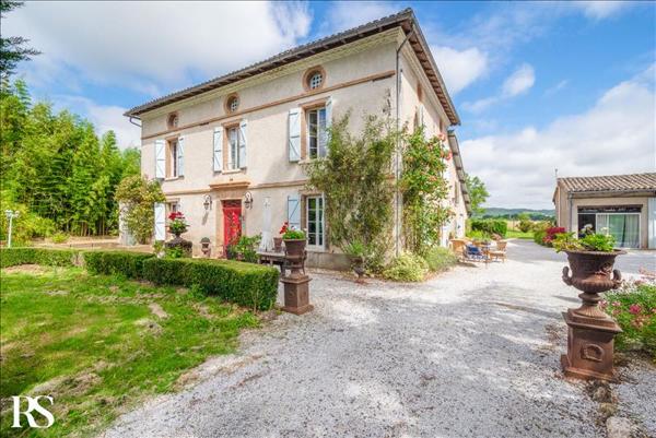 Maison 645 000 € Lisle-sur-Tarn 11 p 291 m² DPE D