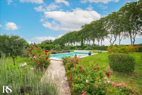 Maison 645 000 € Lisle-sur-Tarn 11 p 291 m² DPE D
