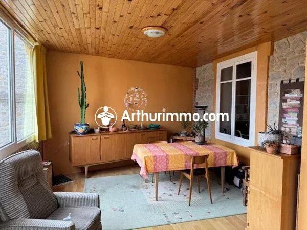 Vente                                                      Maison
                        
                                         214 m2                     à Bagnoles-de-l'Orne-Normandie