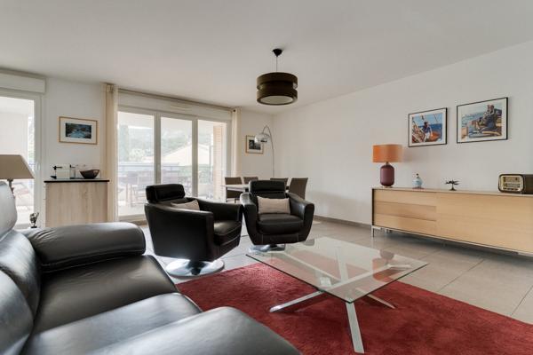 Marseille (13009) À vendre – T4 avec terrasses et garage – Secteur Cabot (13009 Marseille)