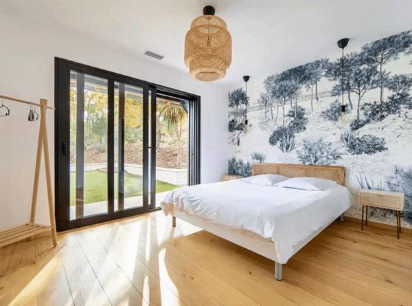 Ravissante villa bois, Golf de Biscarrosse, 5 chambres, piscine chauffée, sur terrain de 1112 m2