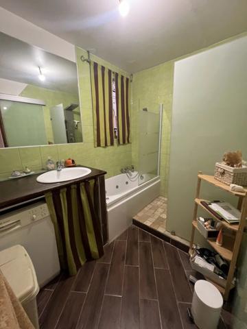 Vente                                                      Maison
                        
                     3 pièces                      85 m2                     à Bompas